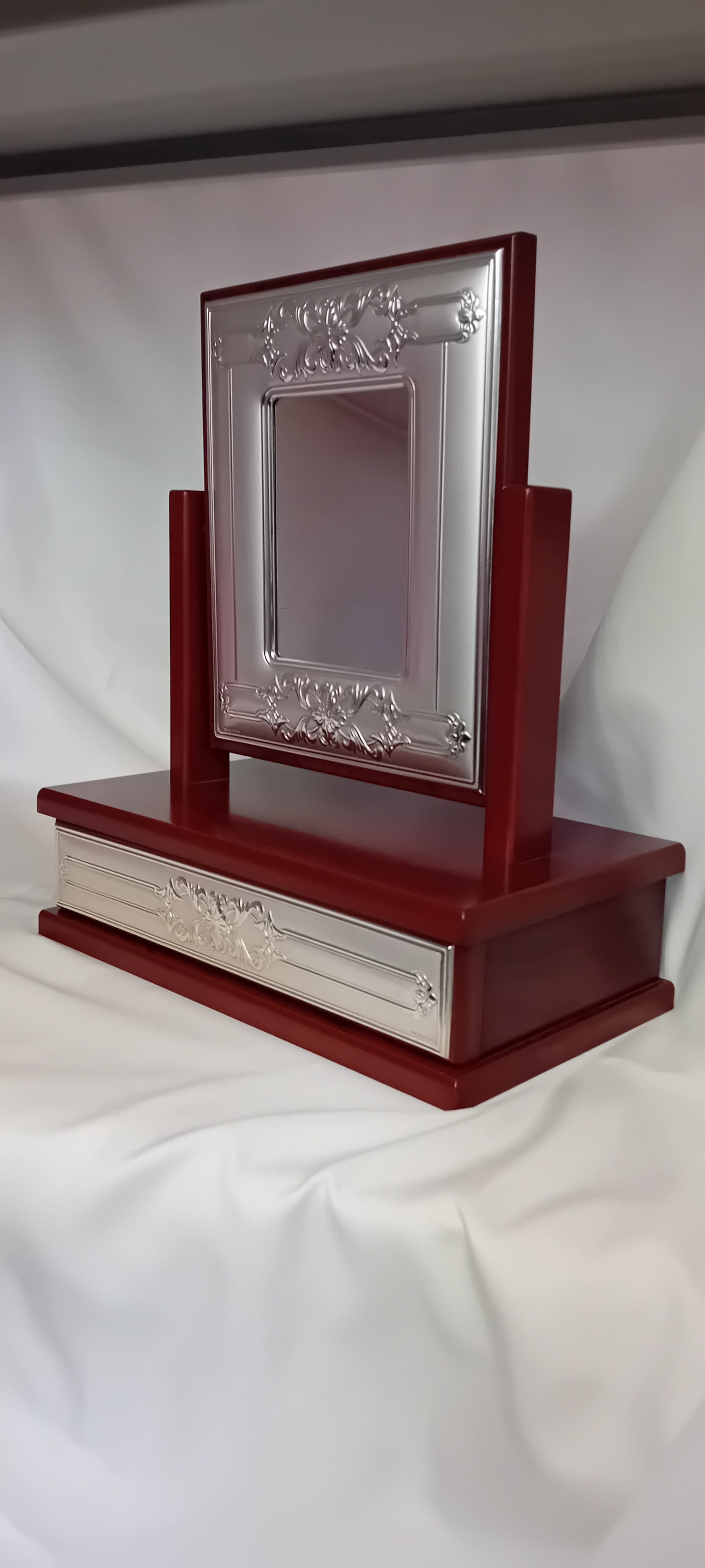 Specchiera con cassetto in legno e argento